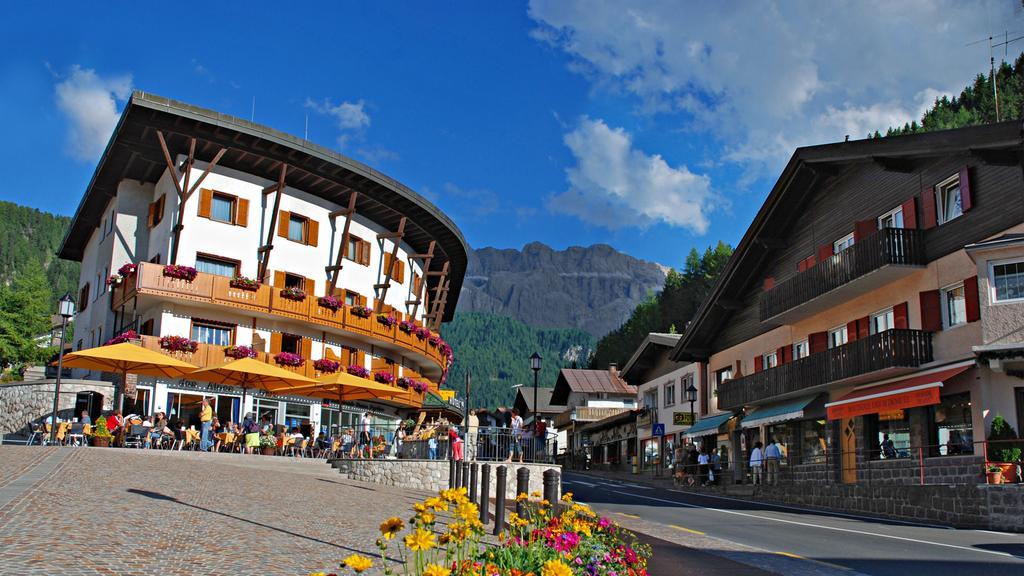 Hotel Des Alpes Selva di Val Gardena Exteriér fotografie